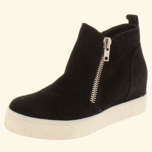 Steve Madden Womens Suede Wedge Booties 6.5 Black Sneaker - Double Ziippers